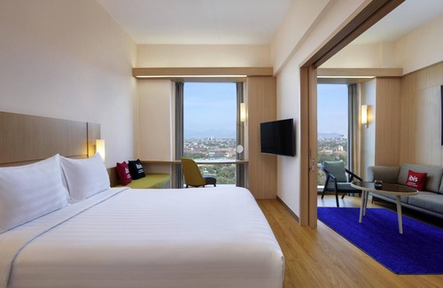 Bandung Hotel | ibis Bandung Trans Studio