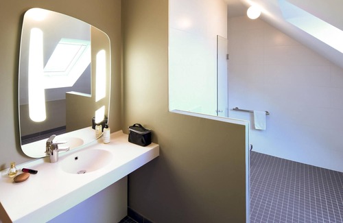 Lambezellec Hotel | ibis Brest Kergaradec