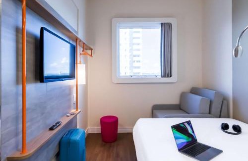Pindamonhangaba Hotel | ibis budget Pindamonhangaba
