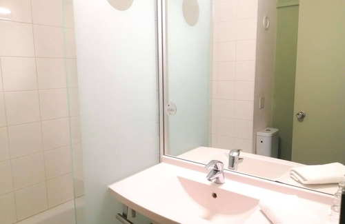 Poitiers Hotel | ibis budget Poitiers Sud