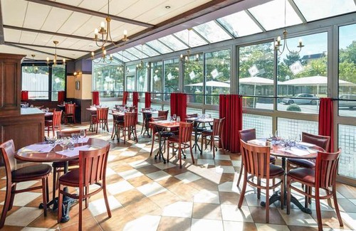 Luce Hotel | ibis Chartres Ouest Luce
