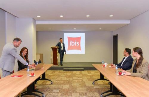 Al Muntazah Hotel | ibis Doha