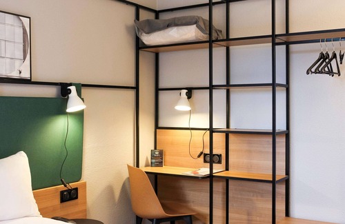 Courcouronnes Hotel | Ibis Evry-Courcouronnes