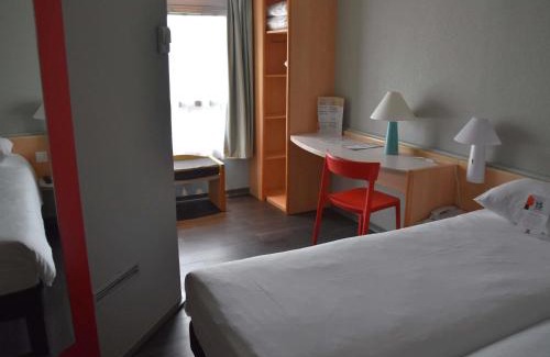 Rochefort Hotel | ibis Rochefort