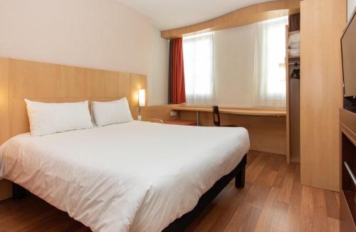 Rochefort Hotel | ibis Rochefort