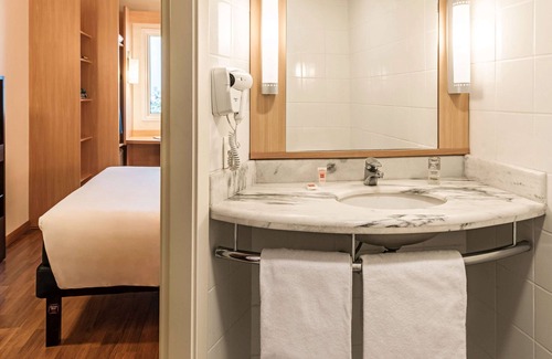 Vila Constancia Hotel | ibis Sao Paulo Interlagos