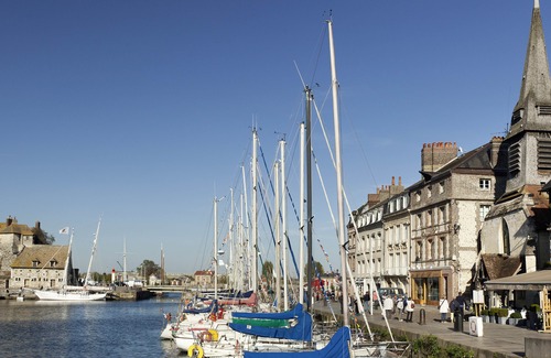 Enclos Hotel | Ibis Styles Honfleur Centre Historique