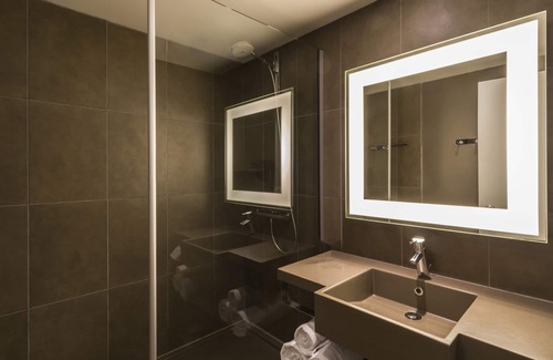 Bron Hotel | ibis Styles Lyon Bron Eurexpo