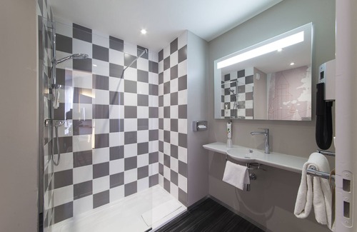 Poitiers Hotel | Ibis Styles Poitiers Centre