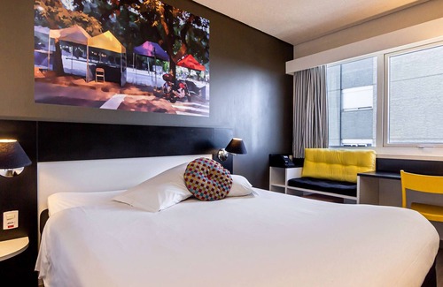 Floresta Hotel | ibis Styles Porto Alegre Centro