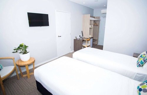 Long Jetty Hotel | ibis Styles The Entrance