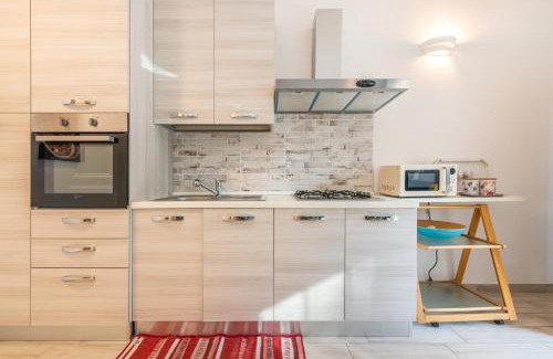 Geremeas House | Ibiscus Rosa 1