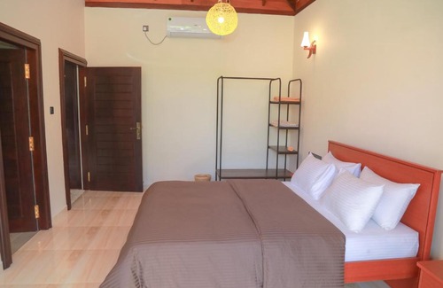 Hikkaduwa Villa | IBSON Villa - 02 Hikkaduwa with 4 Bedrooms & Salt Water Swimming Pool