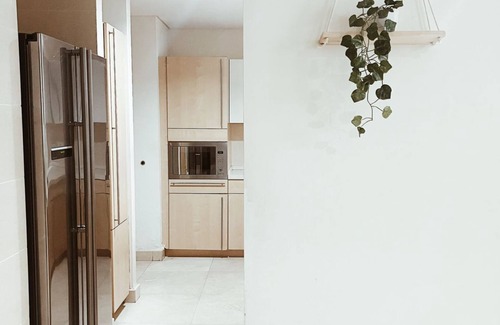 Gading Apartment | Cozy Luxurious Affordable Condo in City Central