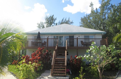 Great Exuma Apartment | IDEAL BEACHFRONT APARTMENT at HOOPERS BAY, Spacious 3 Bed/3 Bath for 6+