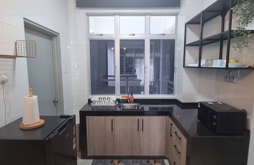Sepang Apartment | Ideal choice for those seeking transit convenience to and from KLIA