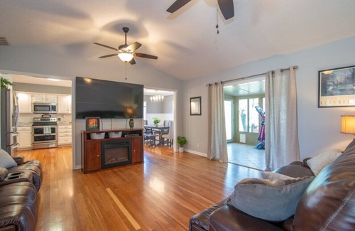 Elizabethtown House | Ideal | Clean | Cozy
