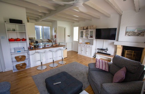Le Porge Villa | Ideal for 2 families - 2 houses with shared heated pool - 12 people