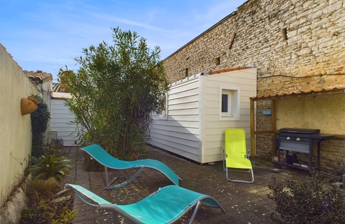 Longeville-sur-Mer Ski Chalet | Ideal for 2 adults and 3 children – Longeville-sur-Mer