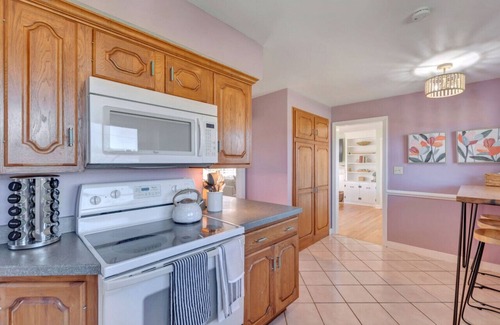 Arrington House | Ideal for a large family, few couples, or girlfriends to spend a long weekend/mountain getaway
