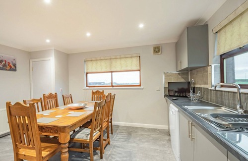 Kilmarnock Cottage | Ideal for exploring the beautiful Ayrshire coast & countryside.