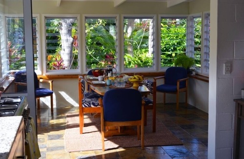 Takitumu District House | Ideal for Families or Groups of 8 Guests - Unlimited Wifi
