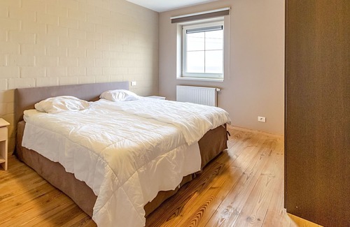 Alveringem House | Ideal Holiday Home in Gijverinkhove with Terrace, Garden