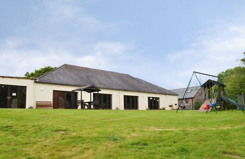 Saint Ann's Chapel Cottage | Ideal location for a couple wishing to discover and explore Devon and Cornwall.
