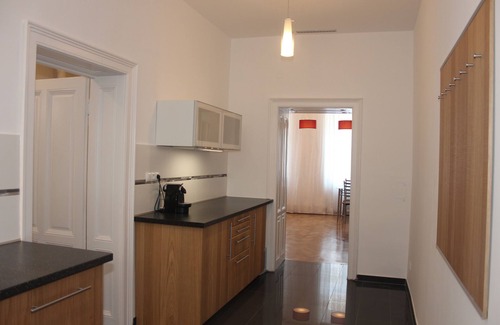 Rudolfsheim-Funfhaus Apartment | Ideal location for sightseeing, shopping, music, culture! Free Wi-Fi!