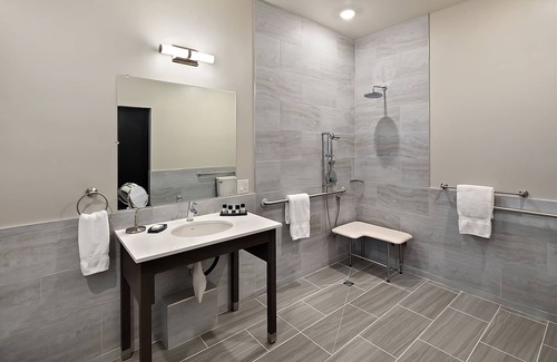 Winters Hotel | Ideal Mix of Comfort and Value! Three Units with Free Parking, Pet-friendly!
