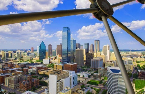 North Dallas Apartment | Ideal Mix of Comfort and Value! Seasonal Pool, Pets Allowed, and Parking!