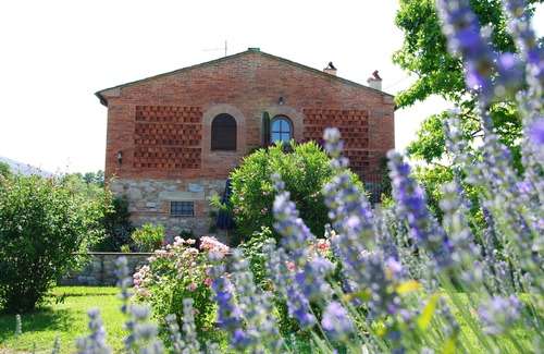 SantʼAndrea di Compito House | Ideal position for visiting Tuscany.private parking.owner at disposal.