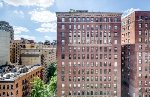 Upper West Side Apartment | Ideal UWS 2BR w/Playroom & Rooftop, walk to Central Park, by Blueground