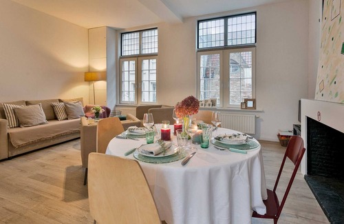 Historical Center Bruges Apartment | Ideally located 2 bedroom apartment in city-center