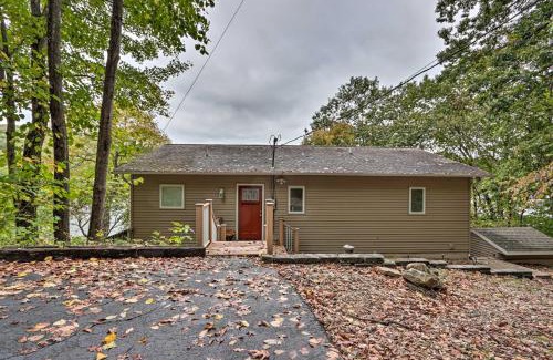 Camdenton House | Ideally Located Home with Private Dock in Camdenton!
