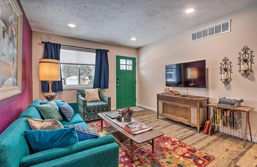 Normal House | Ideally Located House - 9 Mi From Route 66!