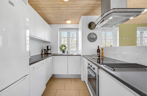 Øhuse House | Idyll with thatched roof in Vedersø Klit offer its vacation guests everything they want for a nice s