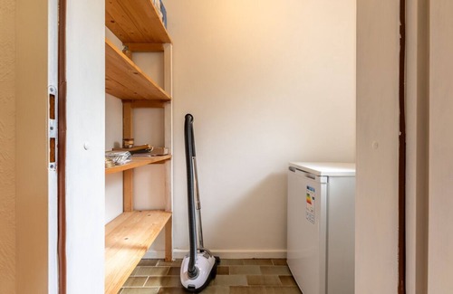 Midlum Apartment | Idyllic family vacation at Ferienhof Bruhn with numerous leisure activities