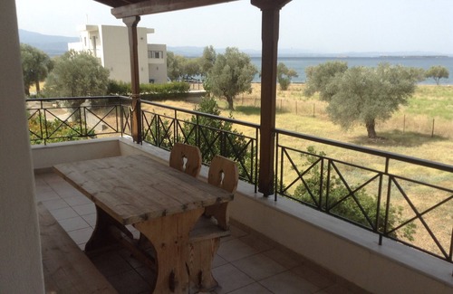 Amarinthos House | Idyllic house by the sea, the Villa "Vlichos" on Euboea