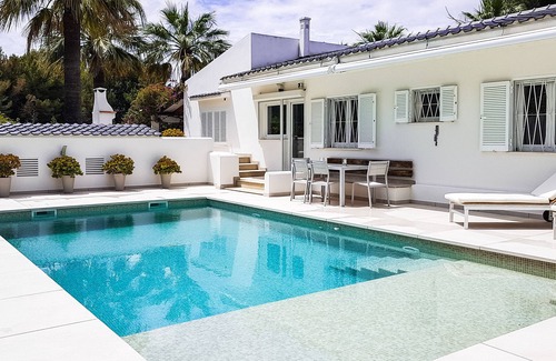 Santa Ponsa House | Idyllic house with tropical garden and private pool in a quiet residential area