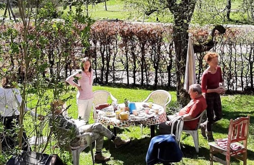 Hillesheim Apartment | Idyllic mill building directly on the city wall with a large garden