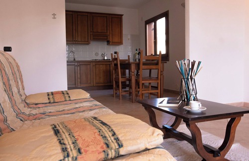 Sos Alinos Apartment | Idyllic Residence Cala Viola 2 Bedroom sleeps num1382