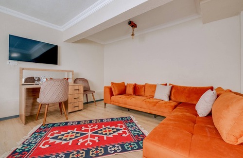 Tosya House | Idyllic Retreat in Lakeside Complex in Dipsiz Lake