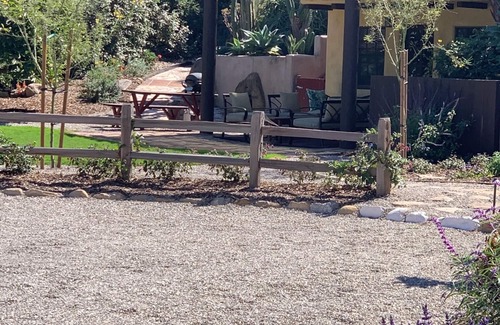 Carpinteria Apartment | Idyllic Retreat in the foothills close to hiking and the beach. Private quiet.