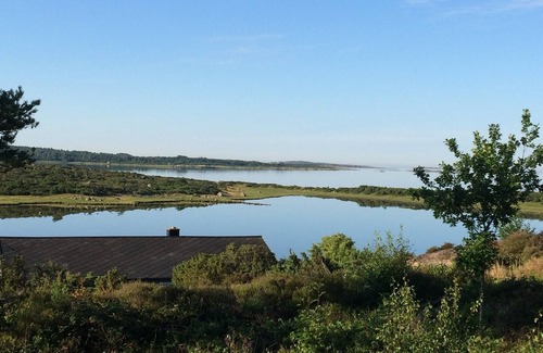 Varberg Municipality House | Idyllic summer house by the seaside
