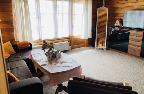 Molschow Cabin | Idyllic wooden house with terrace for 5 pers. - Through the forest to the beach