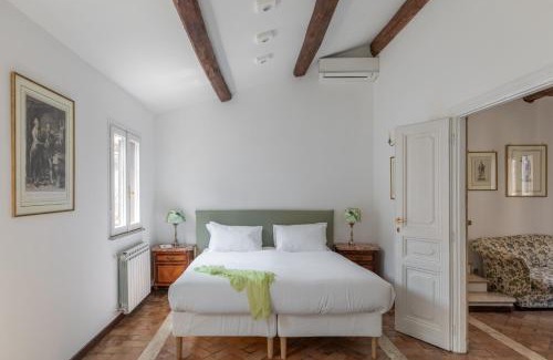 Navona Apartment | iFlat Historic Charm & Comfort by Piazza Navona