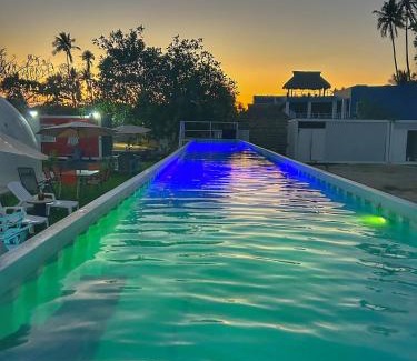 Barra de Navidad Apartment | Iglú Sparrow vista al cielo
