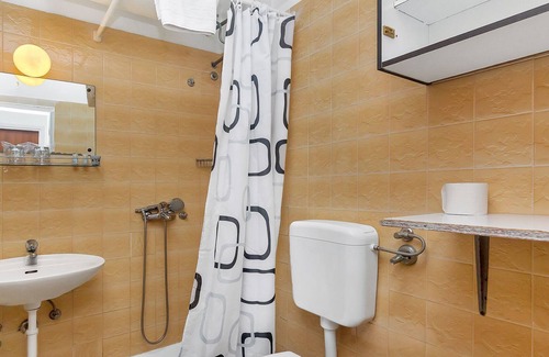 Pokrivenik Apartment | Igor - 5 m From Beach - A