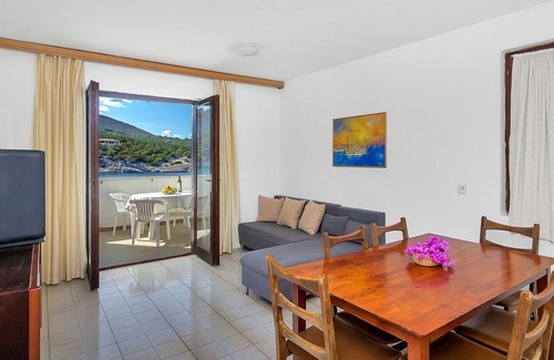 Pokrivenik Apartment | Igor - 5 m From Beach - A
